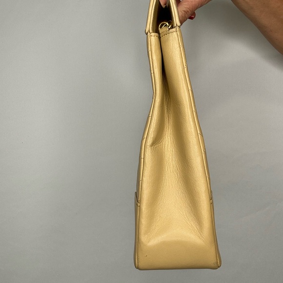 Vintage Chanel Cut Out Two Way Clutch - Picture 3 of 12